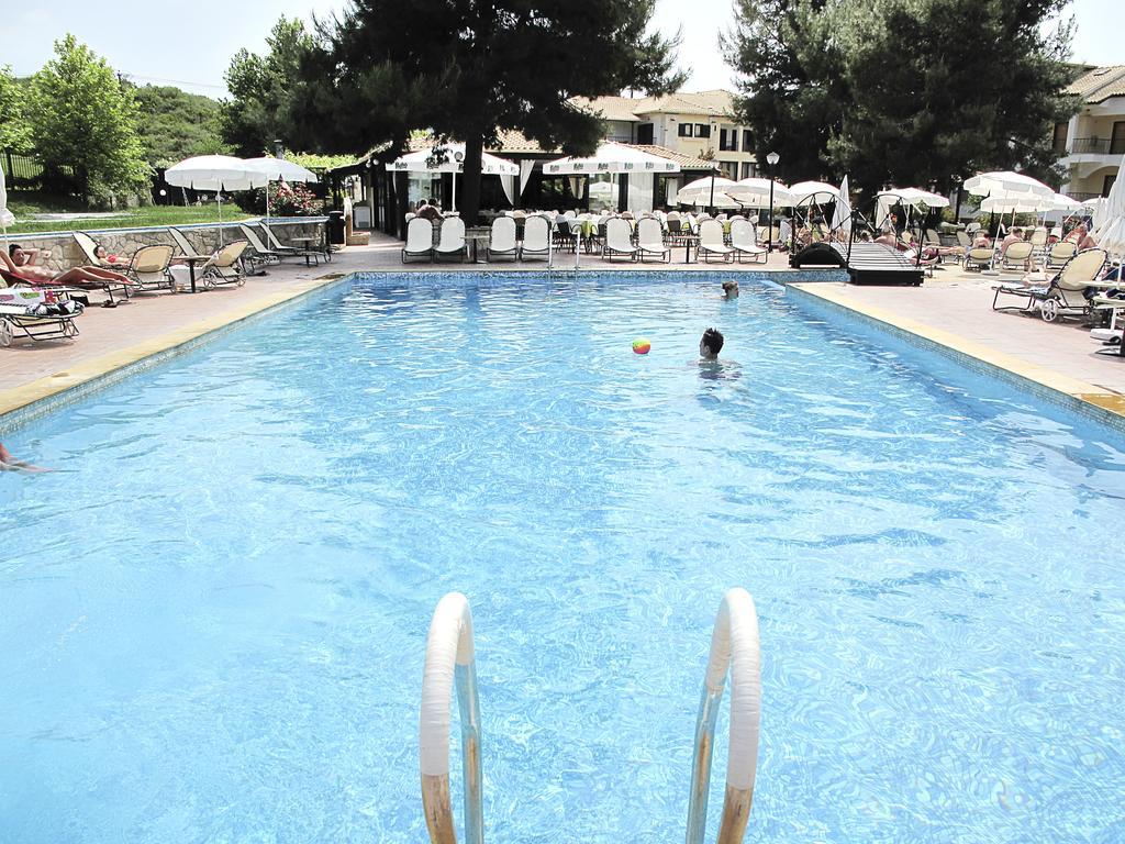Lesse Hotel Khalkidiki Eksteriør bilde