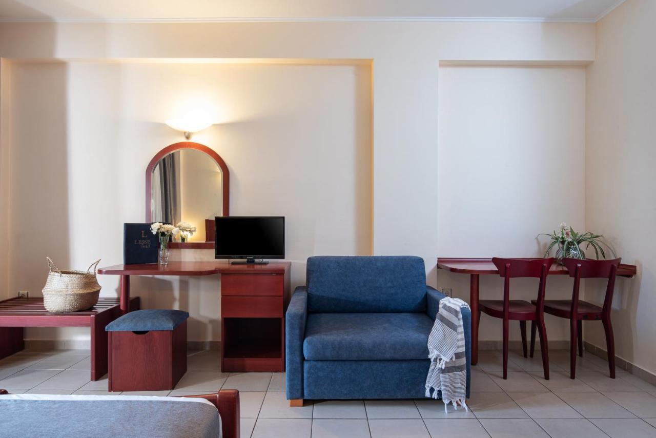 Lesse Hotel Khalkidiki Eksteriør bilde